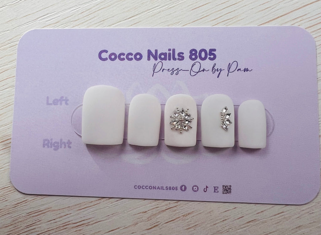 White Christmas Snowflake Press On Nails