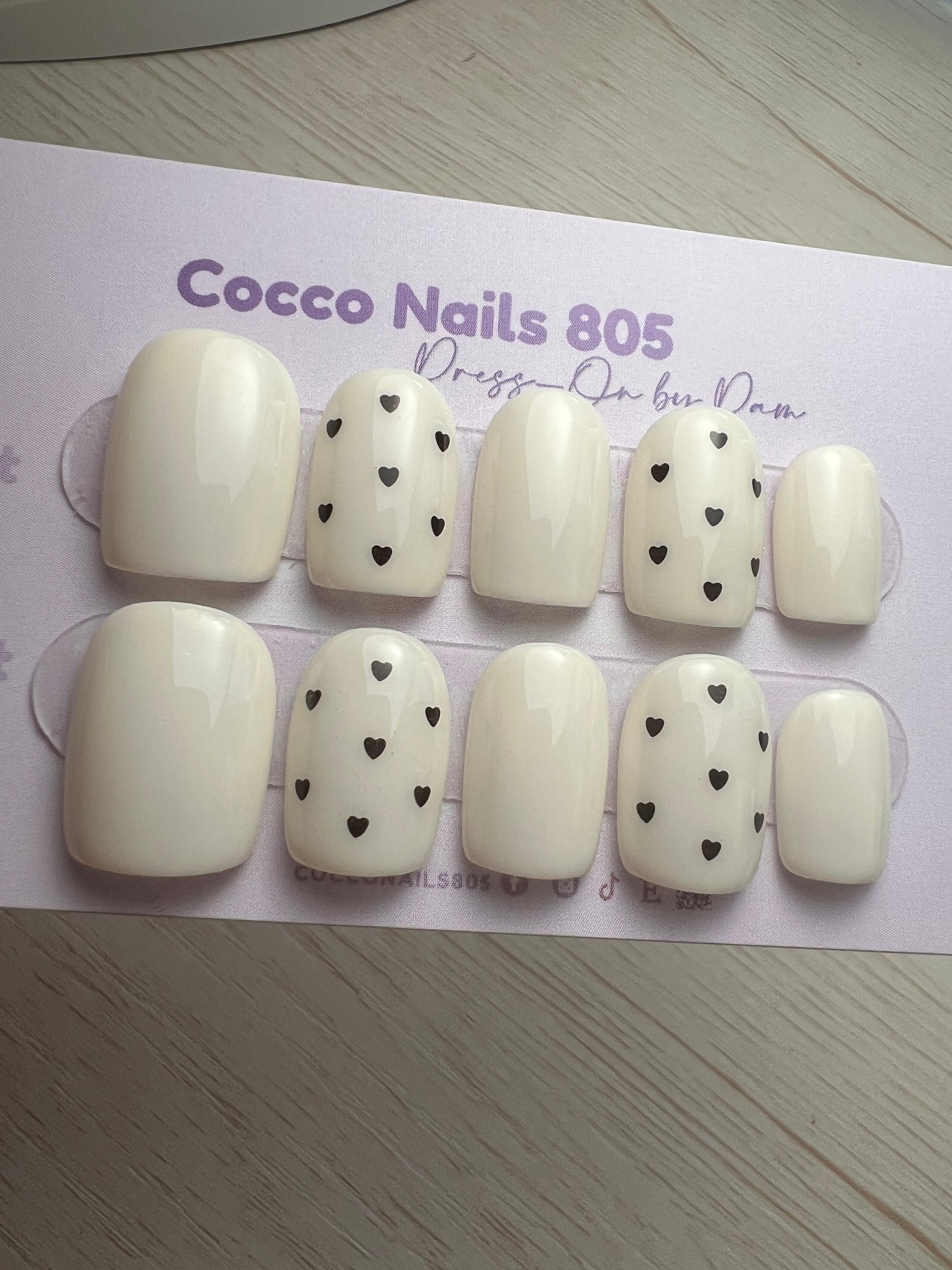 Black Hearts Press On Nails