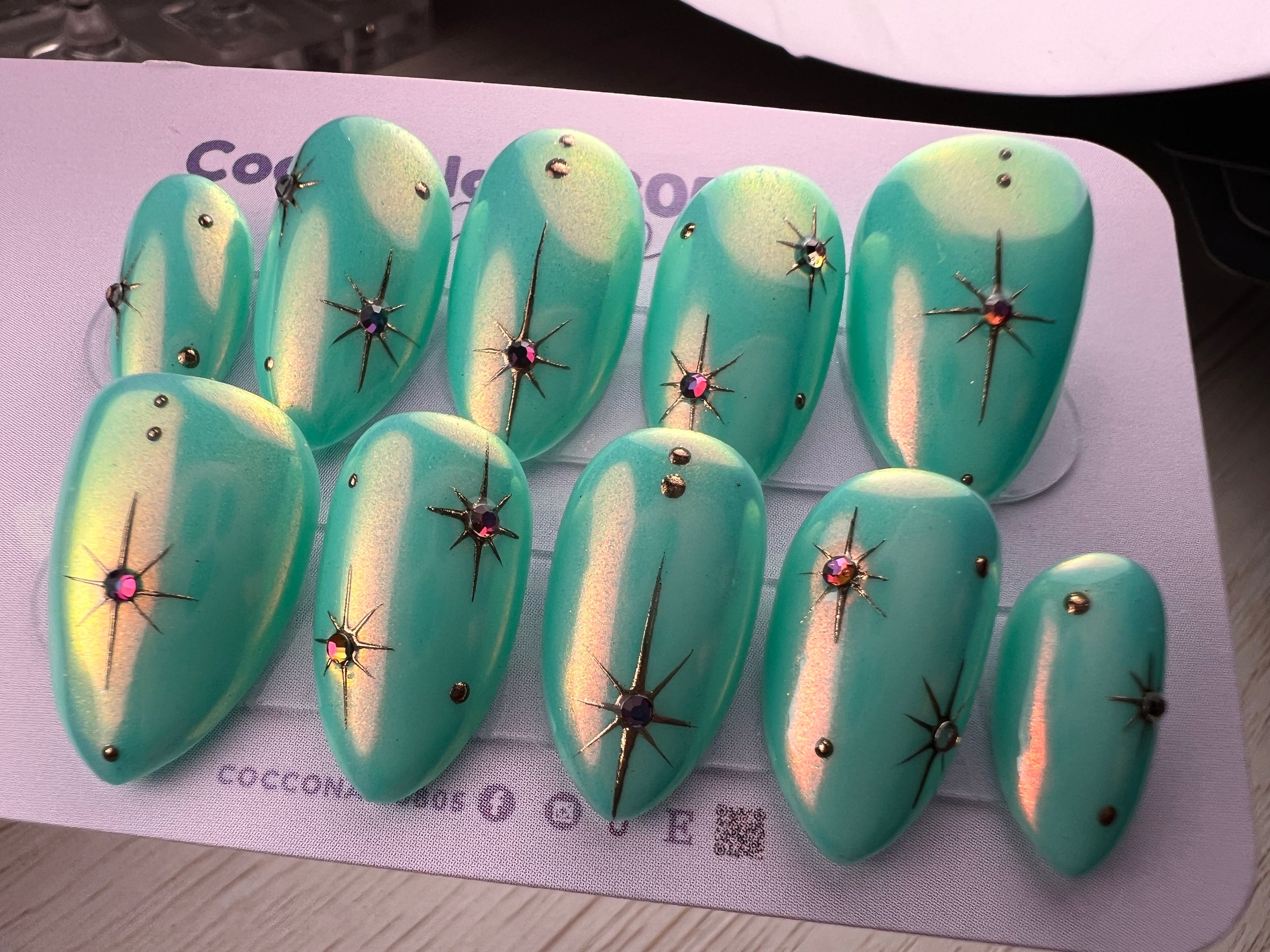 Tahiti Sunset Press On Nails